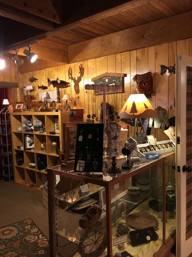 Manitou Lodgeフォークス エクステリア 写真
