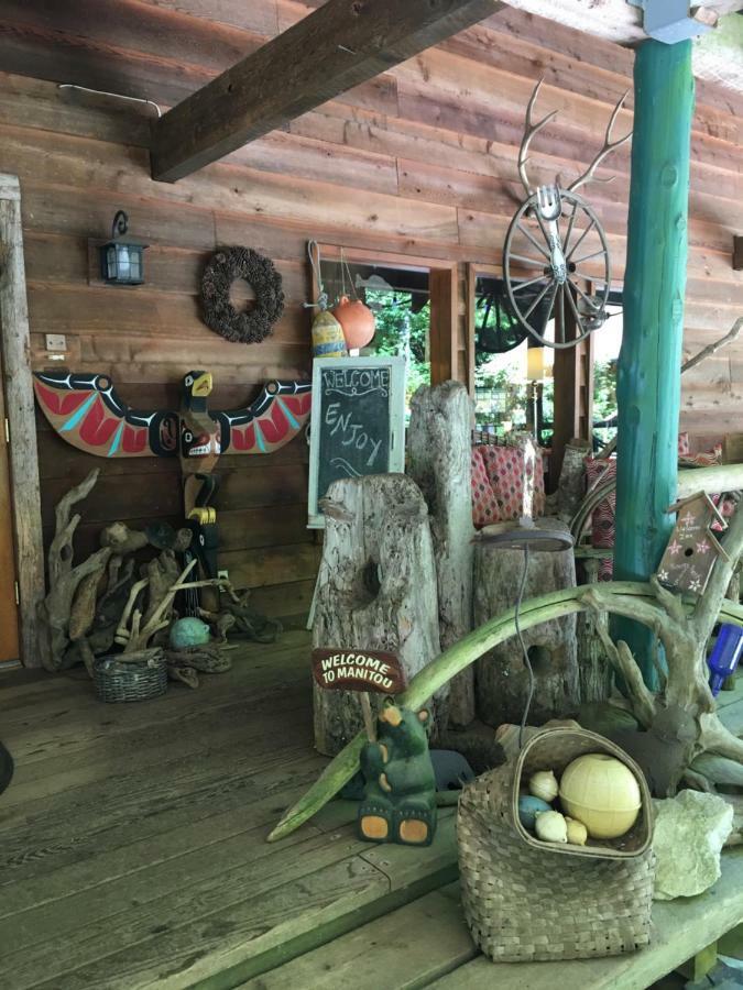 Manitou Lodgeフォークス エクステリア 写真