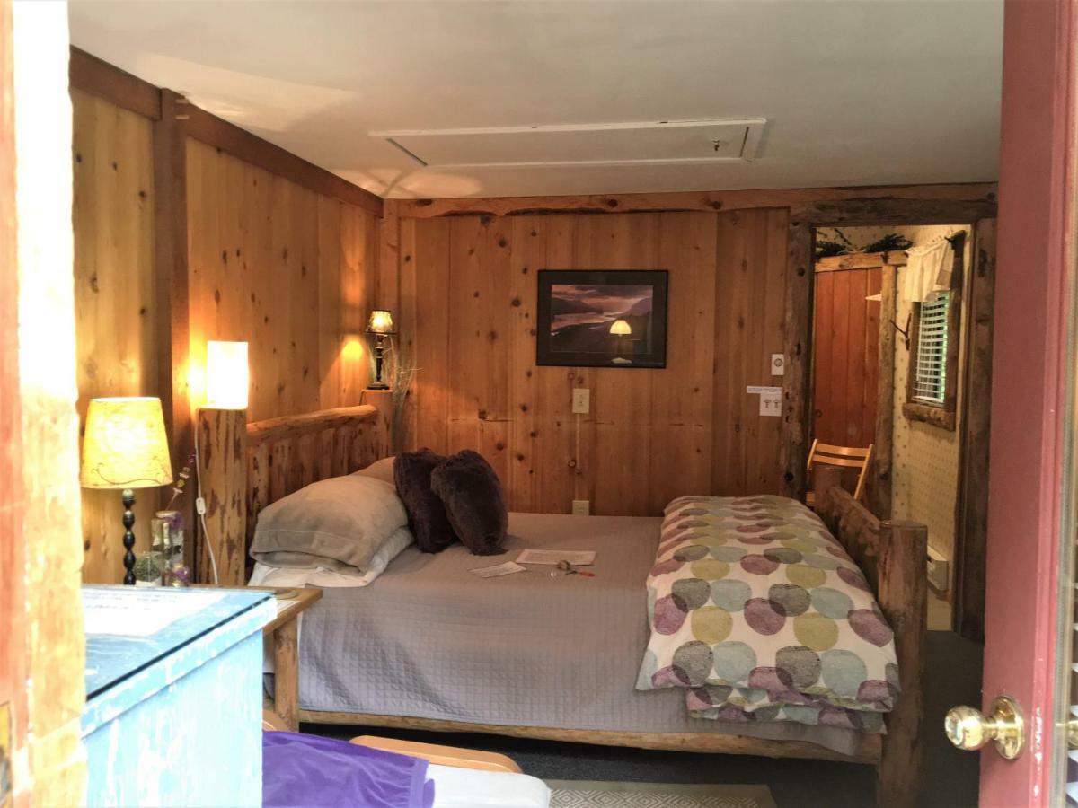 Manitou Lodgeフォークス エクステリア 写真